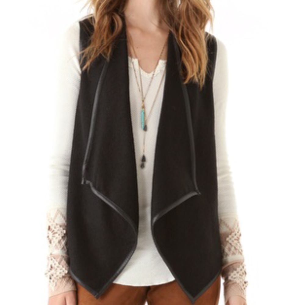 BB Dakota Black Jetta Vest